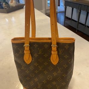 Louis Vuitton Monogram Tote